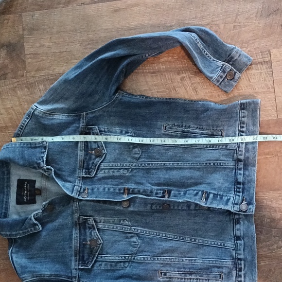 Lucky Brand Tomboy Trucker Jean Jacket๐ - Picture 13 of 13